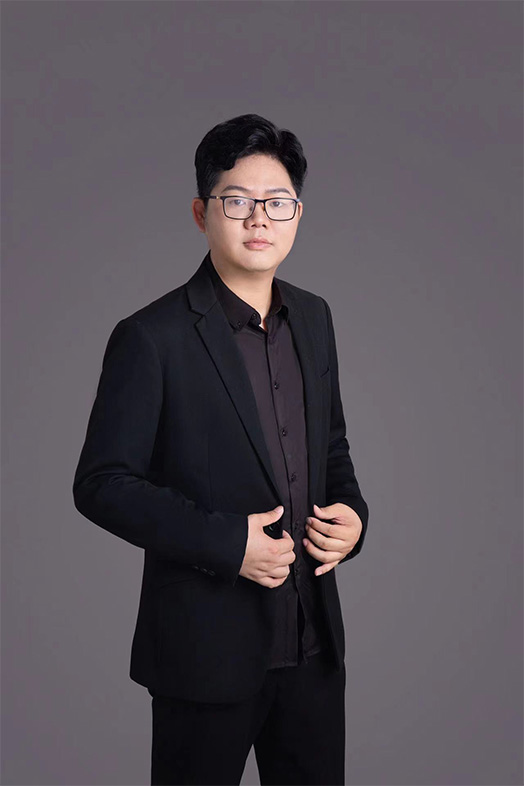 邱诗辉